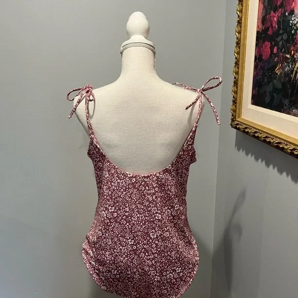 HATCH floral maternity swimsuit - Picture 4 of 5